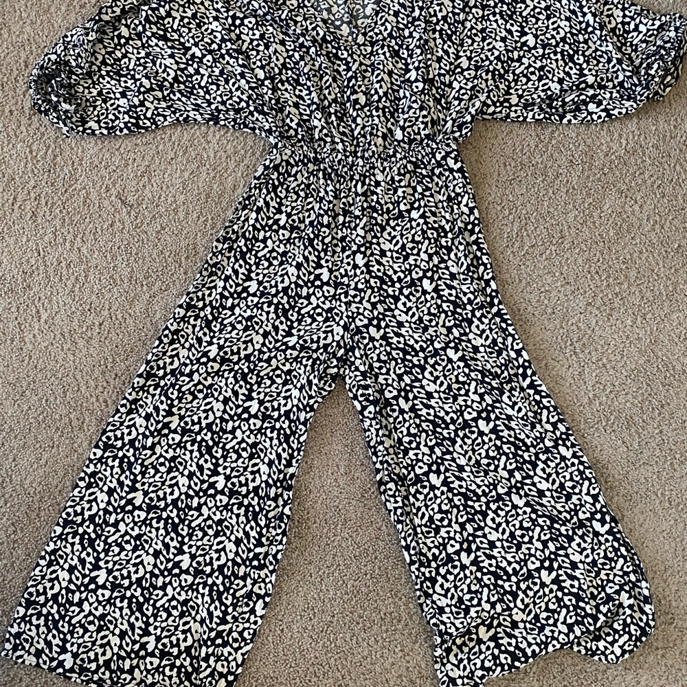 Umgee Leopard print jumpsuit